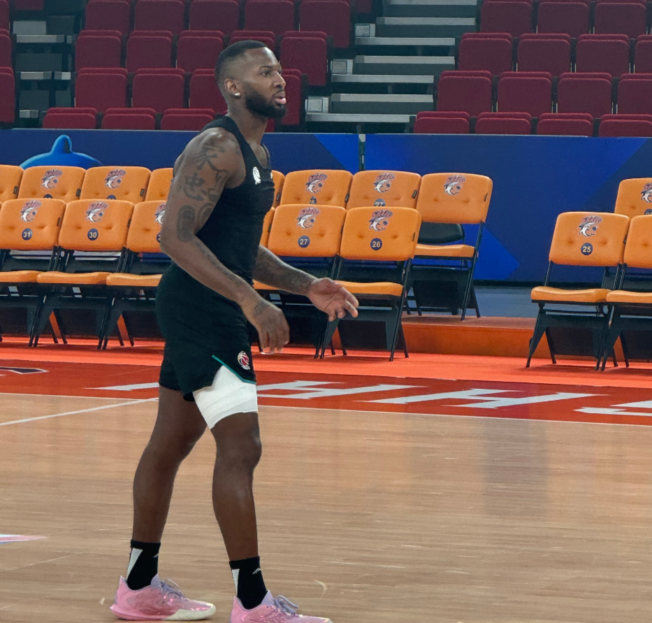 龙珠直播-备战上海！4主力伤停，杰曼带伤，许利民寄语现有阵容打出水平